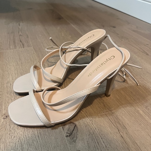Women's Cream Strappy Heels - Picture 1 of 4